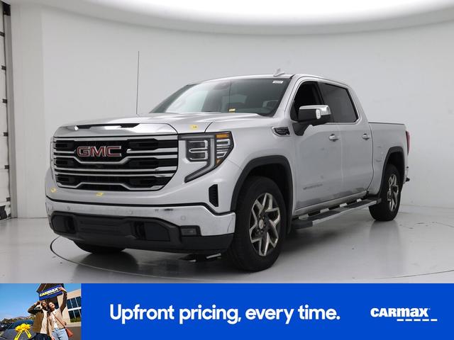 Photo of 2022 Silver GMC Sierra 1500