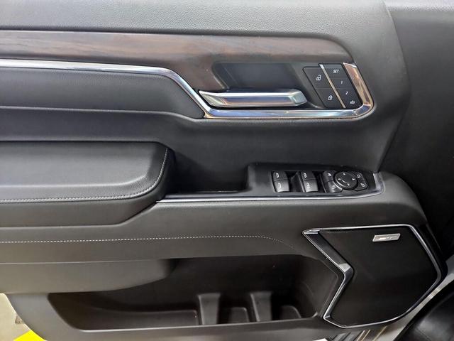 Photo of 2022 Silver GMC Sierra 1500