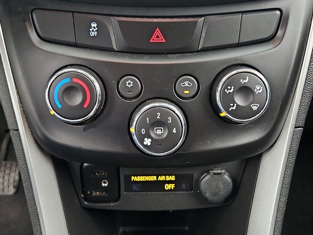 Photo of 2022 Black Chevrolet Trax