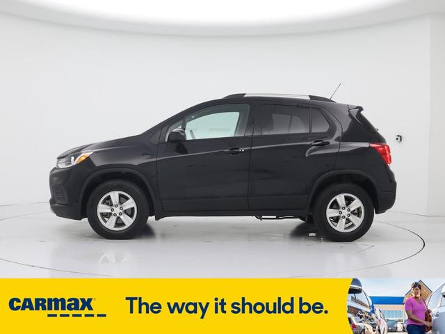 Photo of 2022 Black Chevrolet Trax