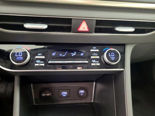 Photo of 2023 Gray Hyundai SONATA