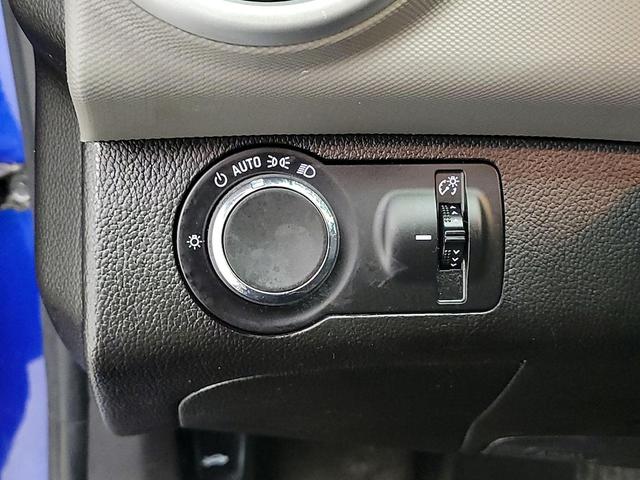 Photo of 2017 Blue Chevrolet Sonic
