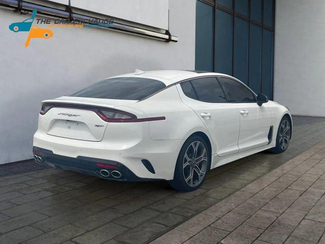 Photo of 2020 Snow White Pearl Kia Stinger