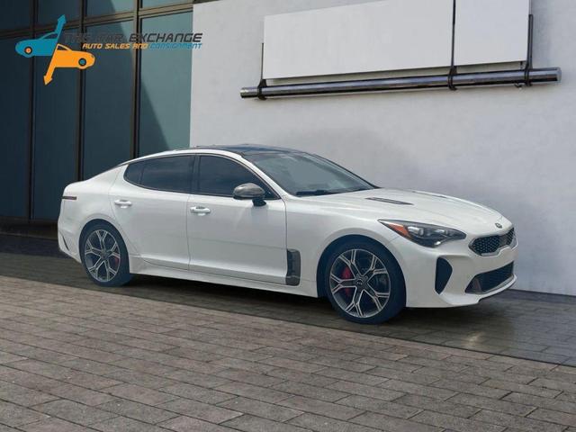 Photo of 2020 Snow White Pearl Kia Stinger