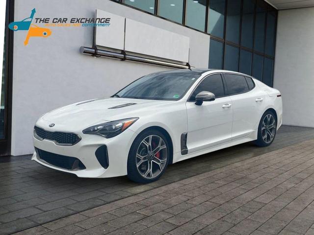 Photo of 2020 Snow White Pearl Kia Stinger
