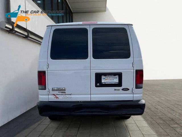 Photo of 2012 Oxford White Ford E350 Super Duty
