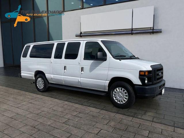 Photo of 2012 Oxford White Ford E350 Super Duty