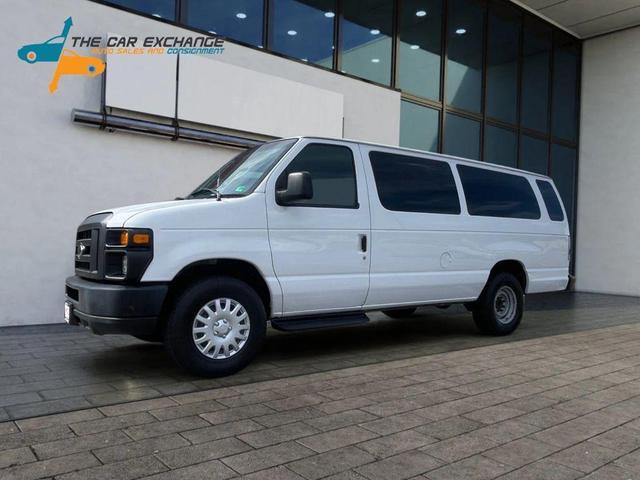 Photo of 2012 Oxford White Ford E350 Super Duty