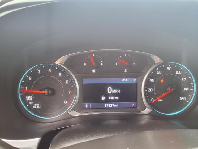 Photo of 2022 Red Chevrolet Traverse