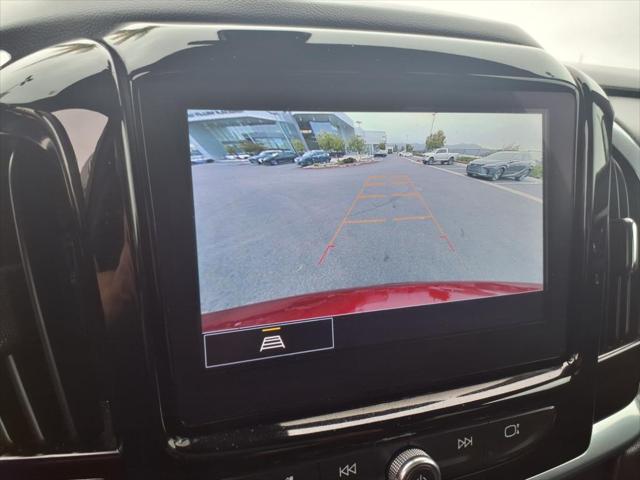 Photo of 2022 Red Chevrolet Traverse