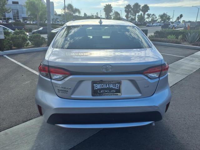 Photo of 2022 Classic Silver Metallic Toyota Corolla