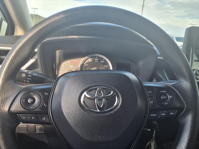 Photo of 2022 Classic Silver Metallic Toyota Corolla