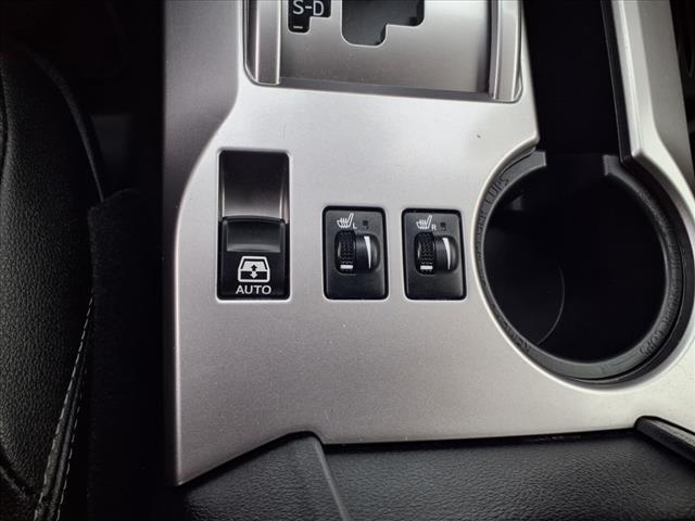 Photo of 2022 Classic Silver Metallic Toyota 4Runner