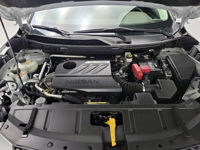 Photo of 2023 Gray Nissan Rogue