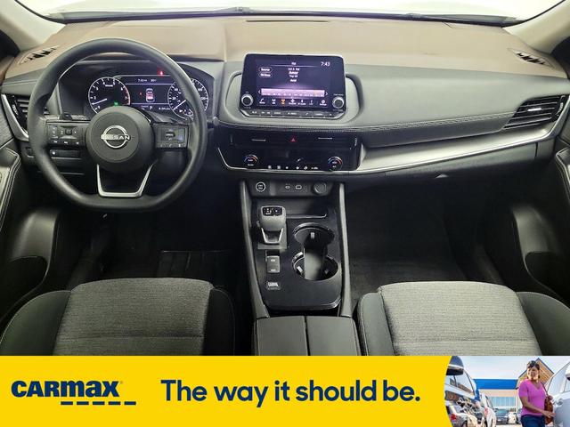 Photo of 2023 Gray Nissan Rogue