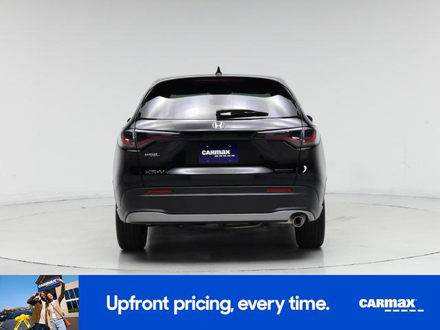Photo of 2023 Black Honda HR-V