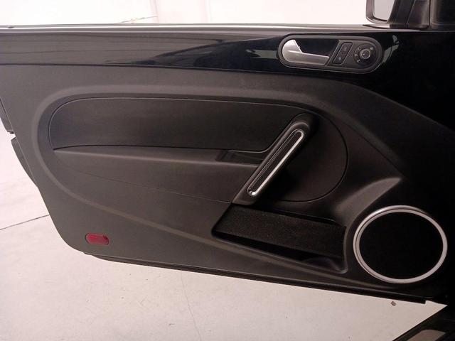 Photo of 2016 Black Volkswagen Beetle