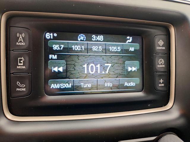 Photo of 2016 Gray Jeep Grand Cherokee