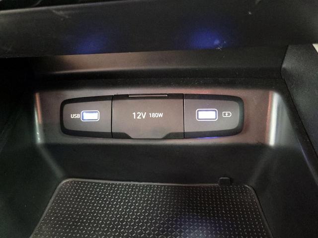 Photo of 2024 White Hyundai TUCSON