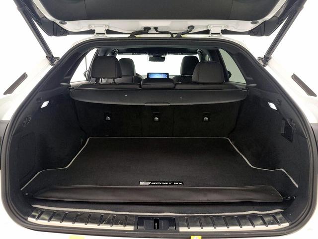 Photo of 2022 White Lexus RX 350