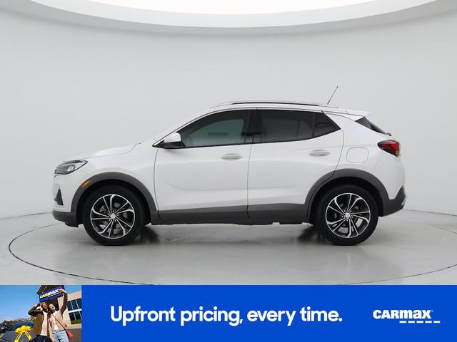 Photo of 2020 White Buick Encore GX