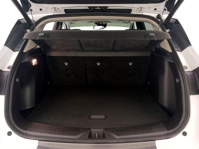Photo of 2020 White Buick Encore GX