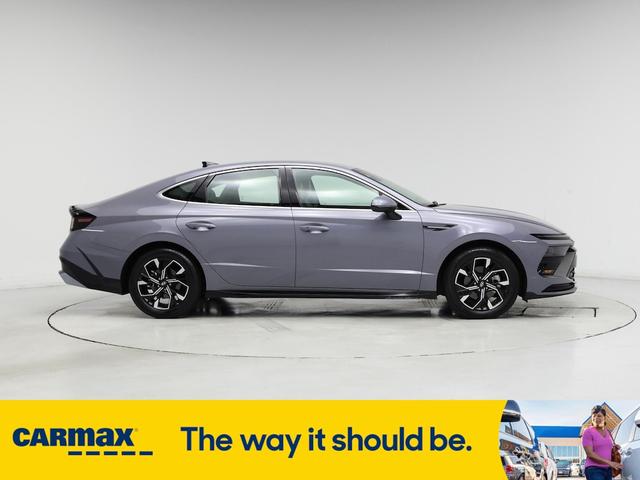 Photo of 2024 Gray Hyundai SONATA