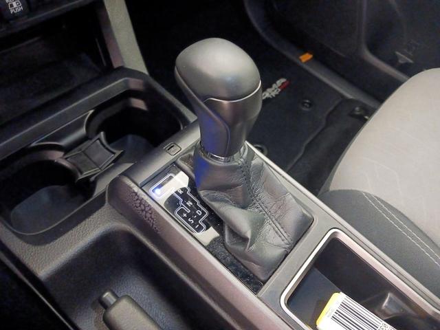 Photo of 2021 Gray Toyota Tacoma