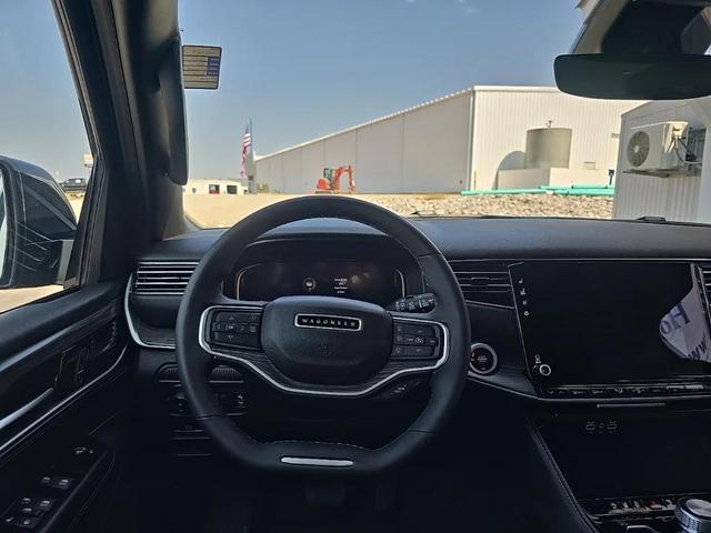 Photo of 2024 Diamond Black Crystal Pearlcoat Jeep Wagoneer L