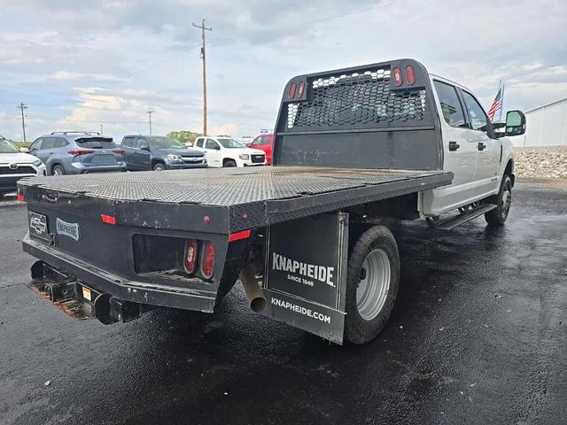 Photo of 2022 Oxford White Ford F-350