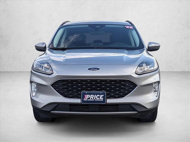 Photo of 2022 Iconic Silver Metallic Ford Escape