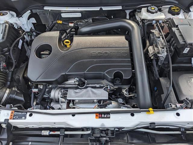 Photo of 2024 Summit White Chevrolet Equinox