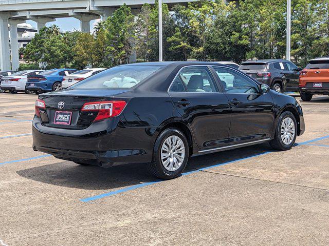 Photo of 2012 Black Toyota Camry