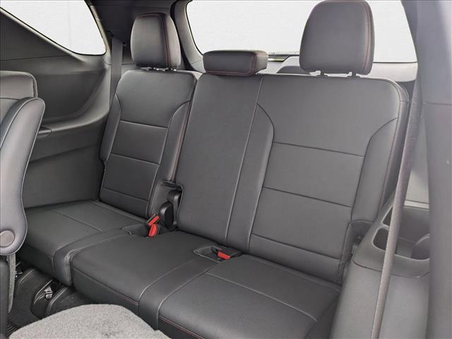 Photo of 2026 Mosaic Black Metallic Chevrolet Traverse