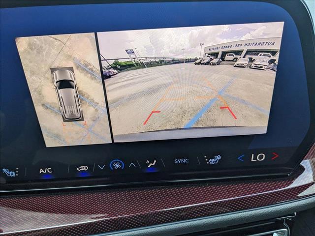 Photo of 2025 Sterling Gray Metallic Chevrolet Traverse