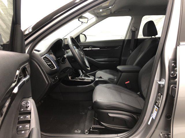 Photo of 2023 Steel Gray Kia Seltos