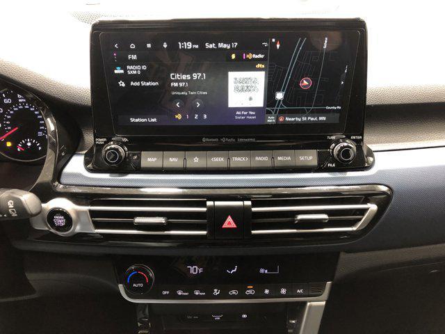 Photo of 2023 Steel Gray Kia Seltos
