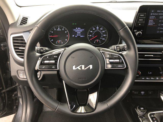 Photo of 2023 Gravity Gray Kia Seltos