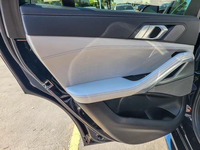 Photo of 2023 Carbon Black Metallic BMW X6