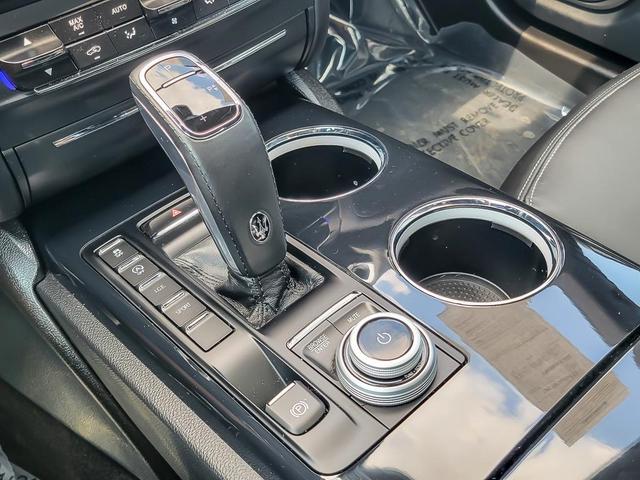 Photo of 2023 Blu Maserati Ghibli