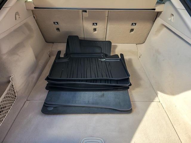 Photo of 2023 Blue Mercedes-Benz EQS 450