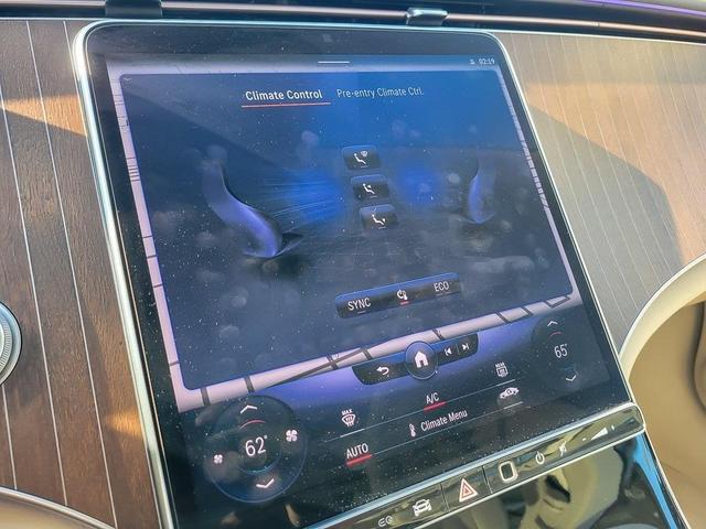 Photo of 2023 Blue Mercedes-Benz EQS 450