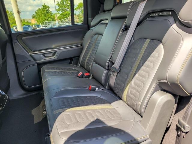Photo of 2025 Black Rivian R1S