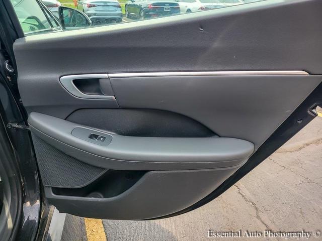 Photo of 2020 Phantom Black Hyundai SONATA
