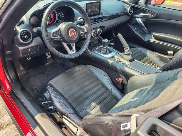 Photo of 2017 Rosso FIAT 124 Spider