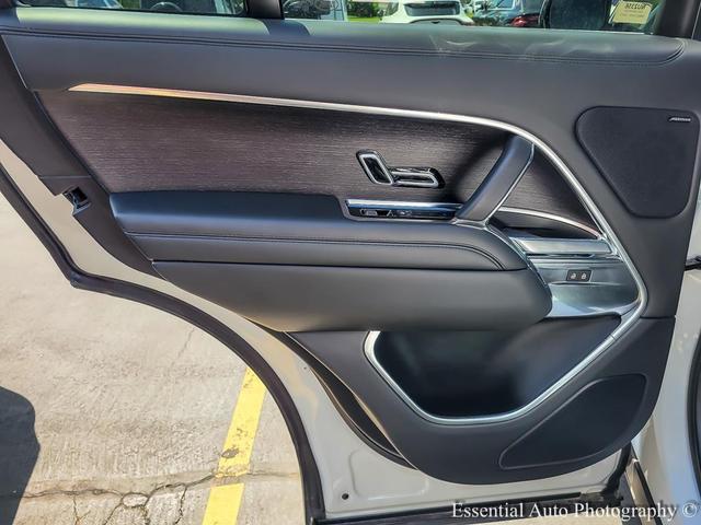 Photo of 2023 Ostuni Pearl White Land Rover Range Rover