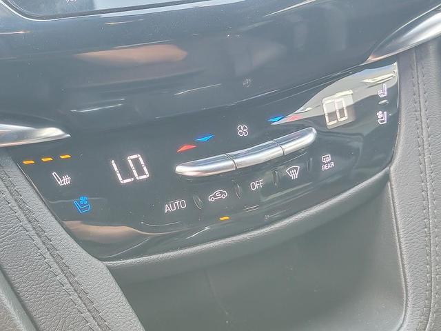 Photo of 2021 Black Cadillac XT6