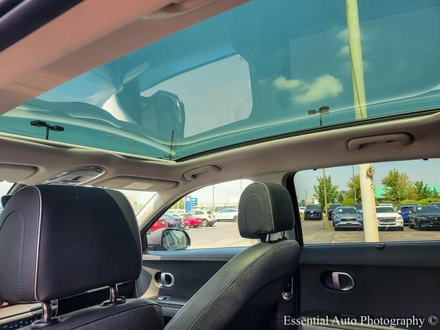 Photo of 2023 Gray Hyundai IONIQ 5