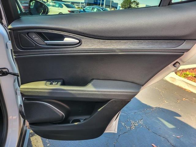 Photo of 2022 Alfa White Alfa Romeo Stelvio