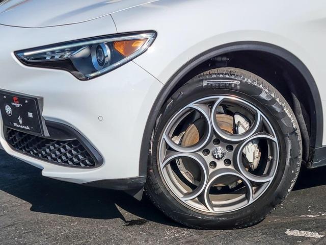 Photo of 2022 Alfa White Alfa Romeo Stelvio